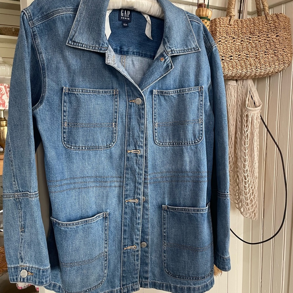 GAP Women's Blue Denim Jacket
